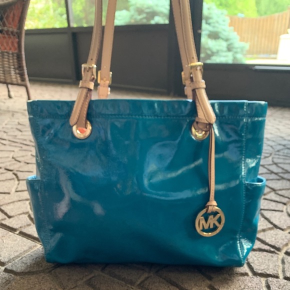 Michael Kors Handbags - Michael Kors Baby Blue Leather Tote